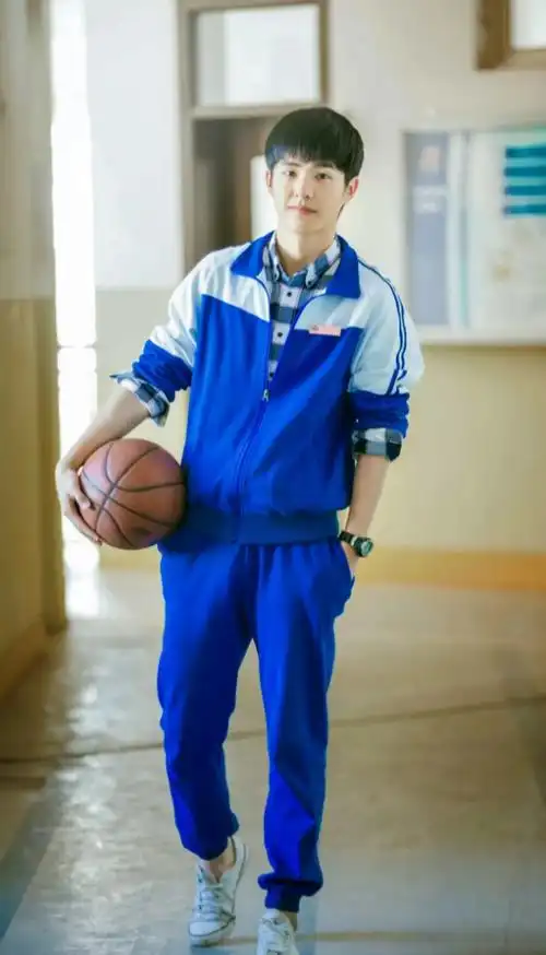 校服的历史传承