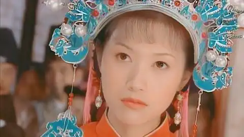 还记得《财神传奇》的何小玉吗?徐静蕾当年的古装扮相真的好美!