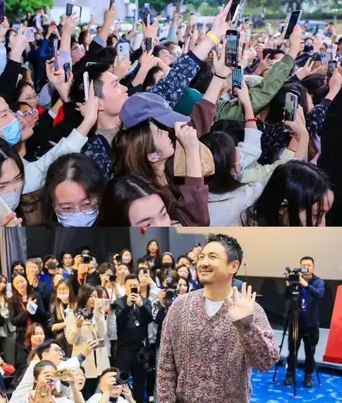 沈腾结婚8周年与妻儿温馨同框5岁儿子变小胖墩岳父岳母罕露面