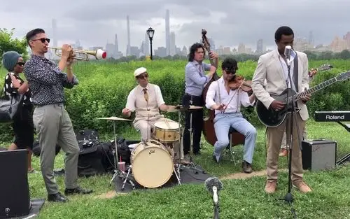 纽约中央公园传统爵士乐队摇摆舞centralparkdancepartyjazzswingband