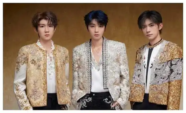 徐峥,陶虹带女儿追星,tfboys造访西安,朴素穿着吸引眼球|编剧|王俊凯