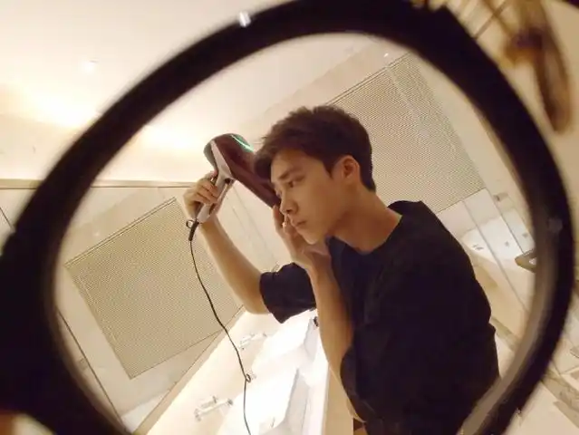 16李易峰生活照温暖调皮就像个长不大的大男孩