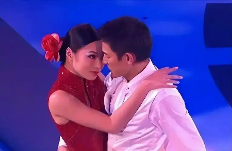 回顾赖文慧一直为刘德华伴舞称得上红颜知己如今41岁仍未婚