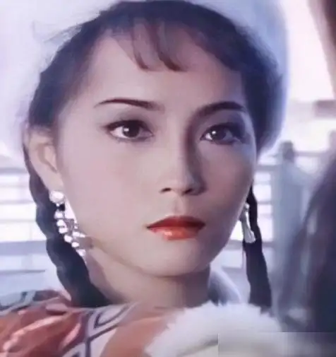 石榴姐苑琼丹痛失男友林正英后嫁入豪门如今早已成为阔太