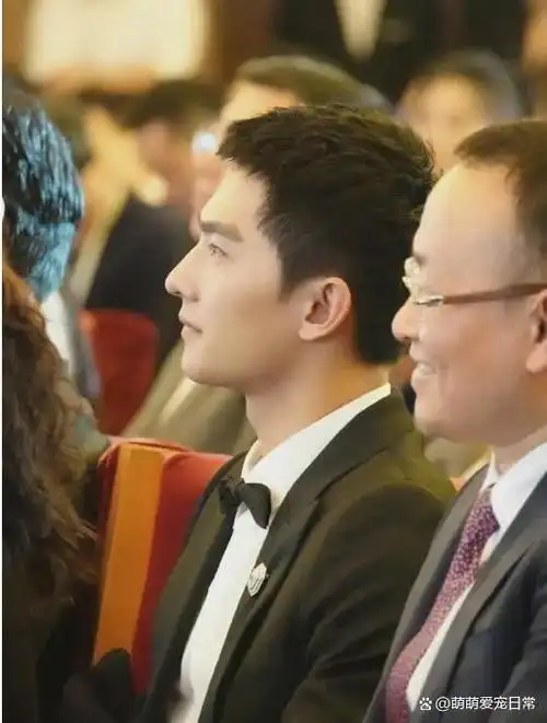 杨洋的寸头简直是业界标杆,太完美了!