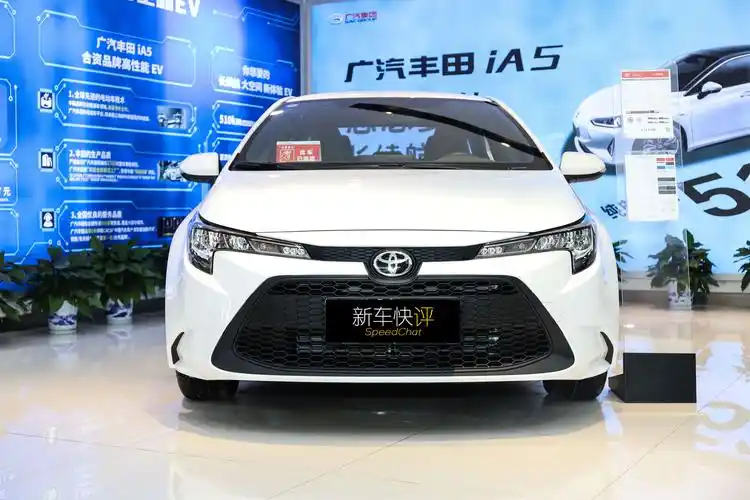 到店实拍21款丰田雷凌新增全新自吸发动机动力比带t更强