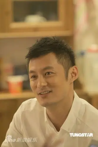 图文车手将映余文乐