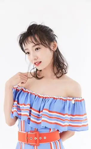 林源,1989年3月15日出生于北京,著名女演员 「可爱」是形容一个人最高