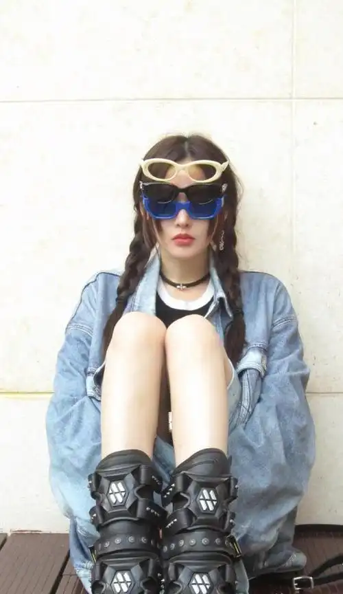 张天爱676767俏皮又可爱