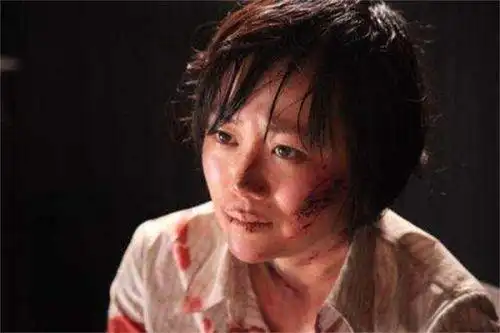 女英雄被杀害后日军小队长竟然不敢睡觉烧纸烧香叩拜