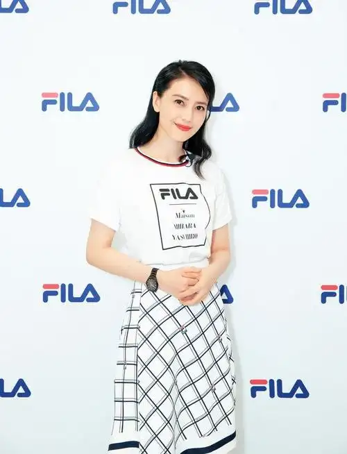 国民女神高圆圆空降郑州携手fila演绎全新优雅锋尚