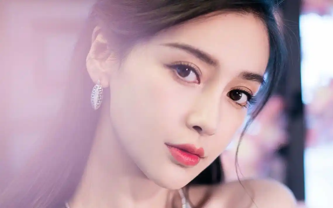 angelababy性感桌面壁纸89