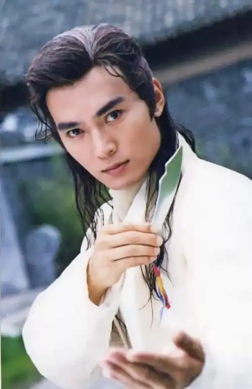 如今在网络上提到焦恩俊,除了古装美男外应该还有一个过不去的梗,"