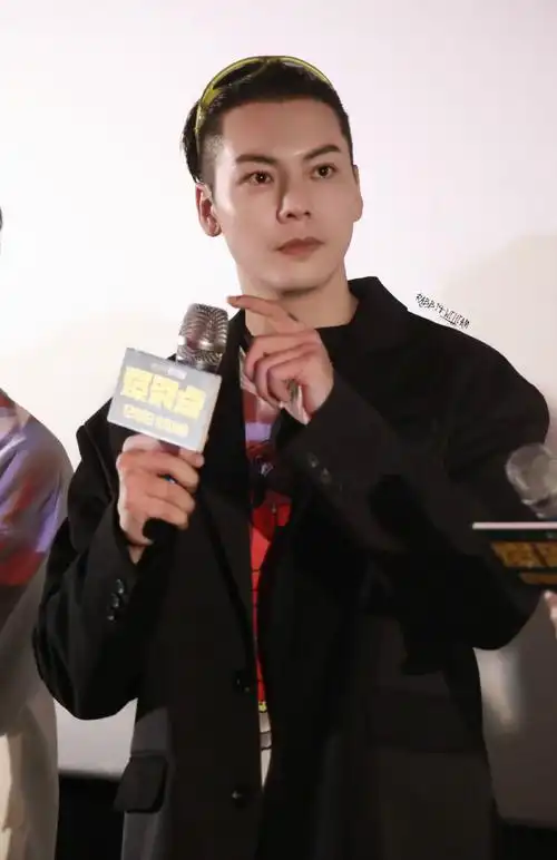 陈伟霆超话亮晶晶9820231204 爆裂点路演#陈伟霆电影爆裂点