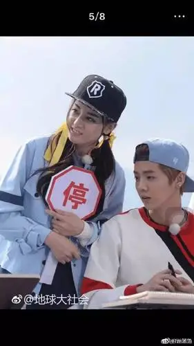 鹿晗跑男偷偷关心迪丽热巴