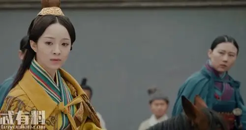 皓镧传李皓镧重用嫪毐引吕不韦不满太子丹阴谋败露致骊歌自刎