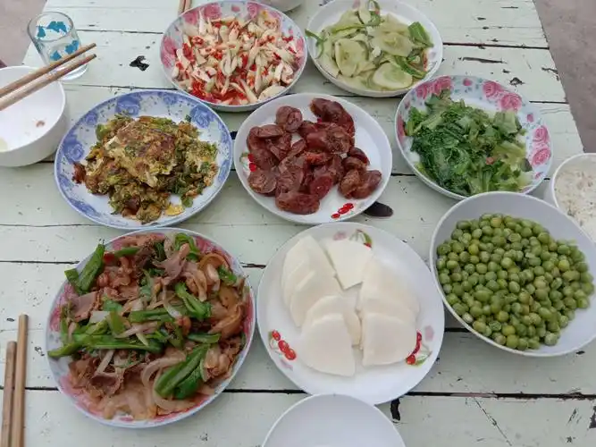 5月4日六点半,四哥家的乡村晚餐