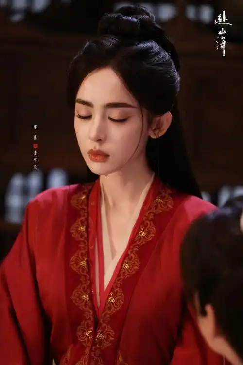 微博青春选择奖#古力娜扎超话韩国·인천국제공 6