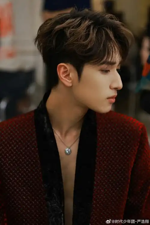 严浩翔神图##和严浩翔一起拥抱春天