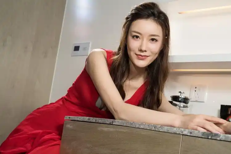 克拉女神江琴长发美女红色裙子4k美女壁纸