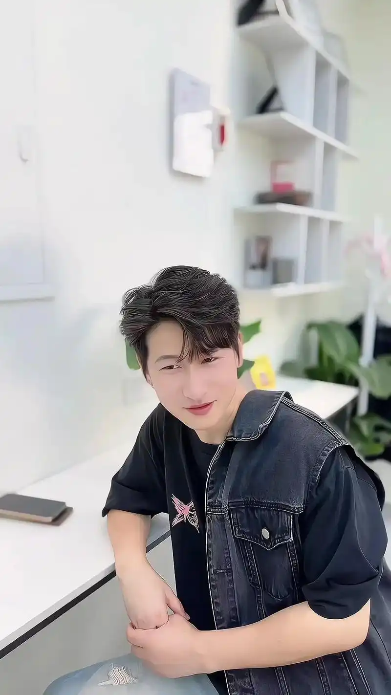 9969♂15男士烫发教程.