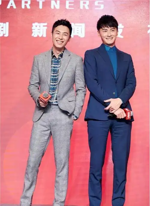 朱亚文探班郑元畅并帮其庆生,郑元畅感动不已,笑称没一个女的记得他的