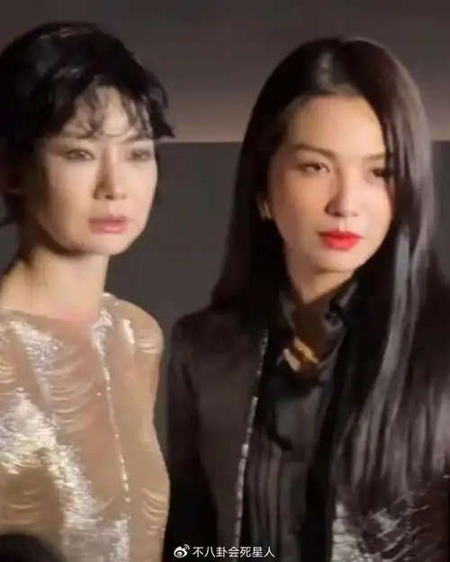 古力娜扎瘦成"排骨精",四肢纤细像竹竿,娱乐圈病态审美该停了