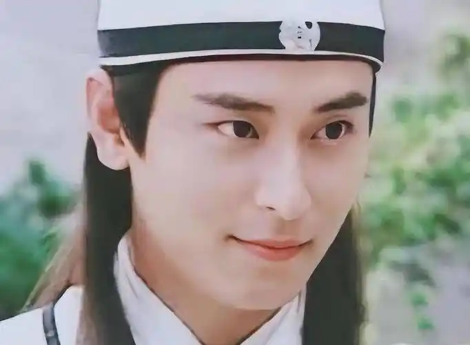 原创细数何润东多年角色明明是帅哥演主角总能被超越现成古装丑男