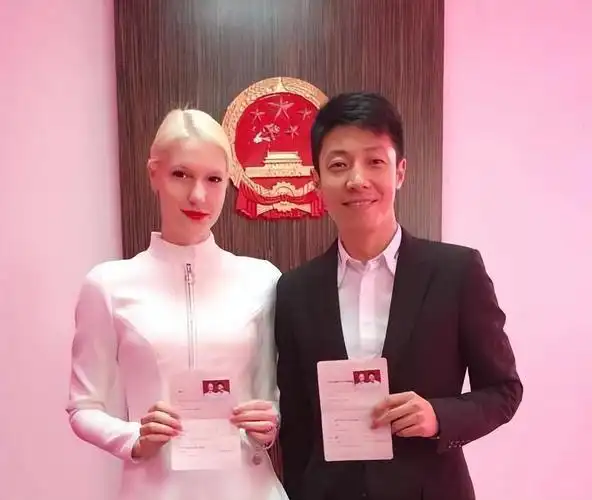 回顾李白我这辈子最正确的决定是放弃回加拿大嫁给了撒贝宁