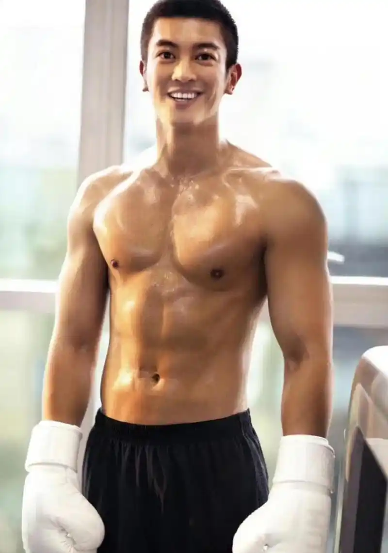 杜江身材实在是太好了!