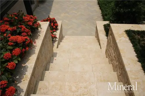 货号:5540009 品名:罗曼米黄台阶立板 颜色:黄色 规格:60*13.