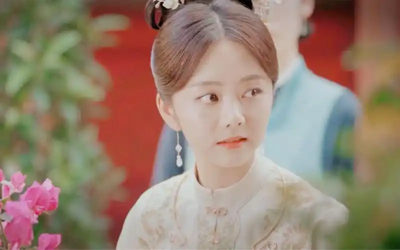 绝了!谭松韵是什么小仙女,古装又甜又美,好动人!