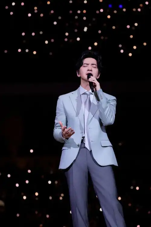 李健万物安生时巡回演唱会