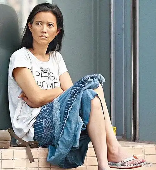 2018年11月3日,蓝洁瑛在独自居住的赤柱家中去世,享年55岁