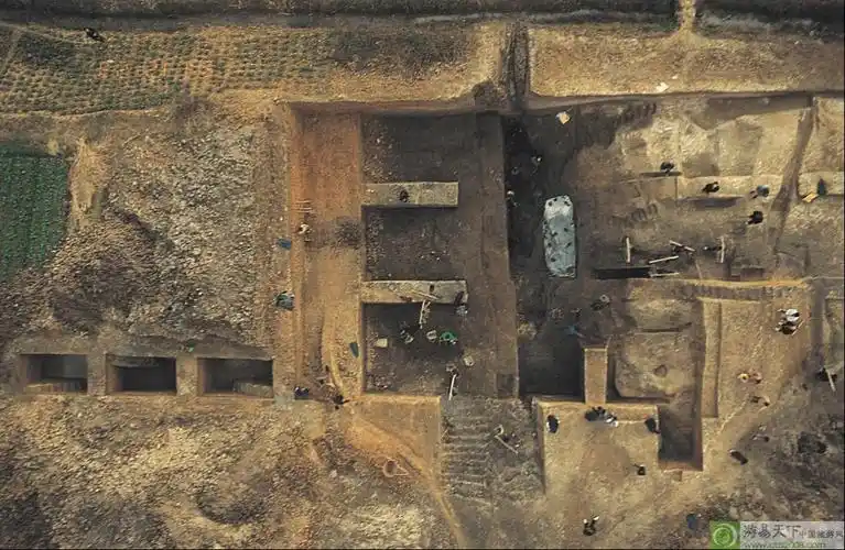 这里有着悠久历史的屈家岭古文化遗址,是与良渚文化和河姆渡文化齐名