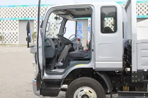 载货车 一汽通用载货车 一汽通用f330速豹载货车 > 一汽通用 f330速豹