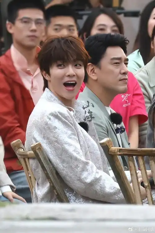 陈立农##会唱歌的院子