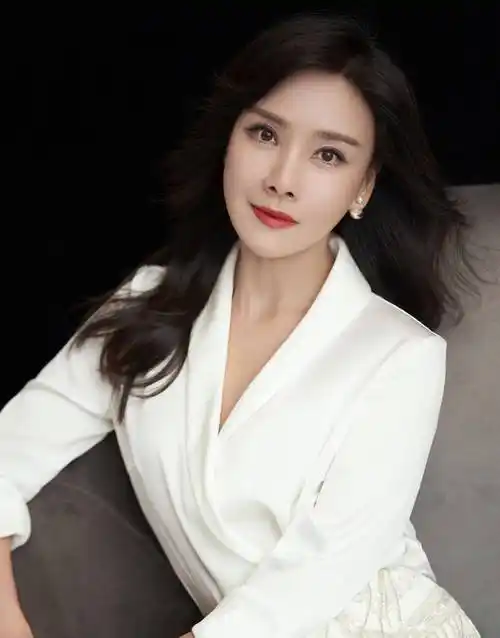 何琳_时候_吕中