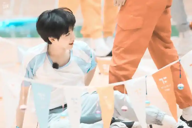 贺峻霖 - 堆糖,美图壁纸兴趣社区