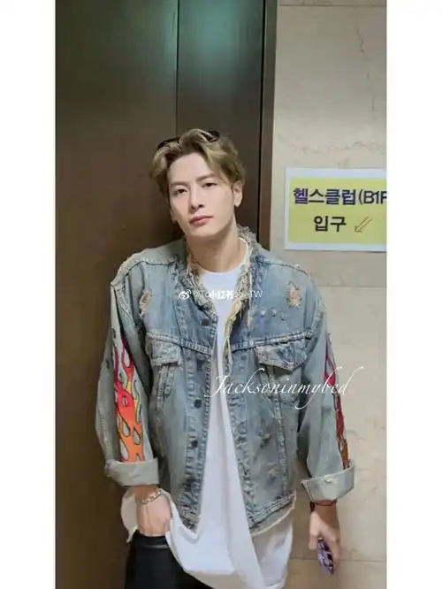 王嘉尔x你第6章公司报道