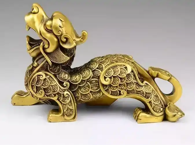 貔貅,招财守财的神兽(金貔貅应该配几个金珠) 第4张