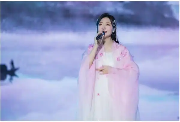 国风歌者刘珂矣与著名歌手/演员弦子,知名国风唱作人/古风女神银临,超