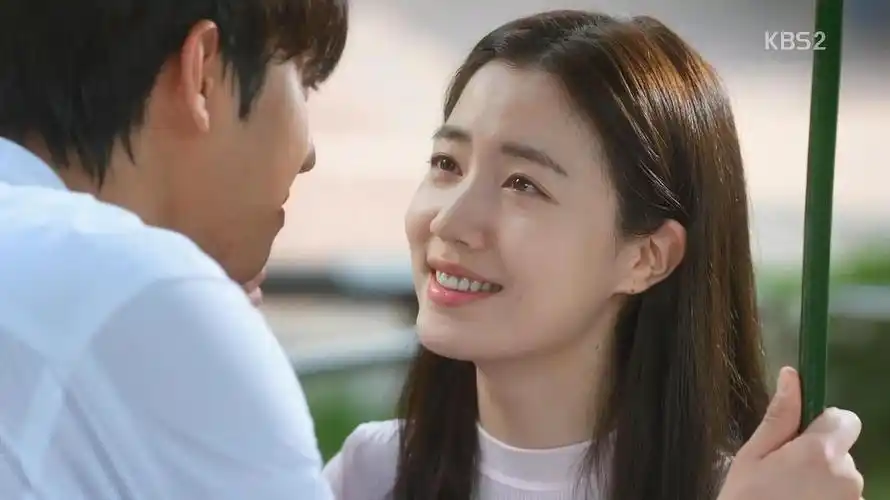 爸爸好奇怪 剧照