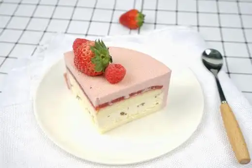 草莓芝士慕斯装饰以实物为准