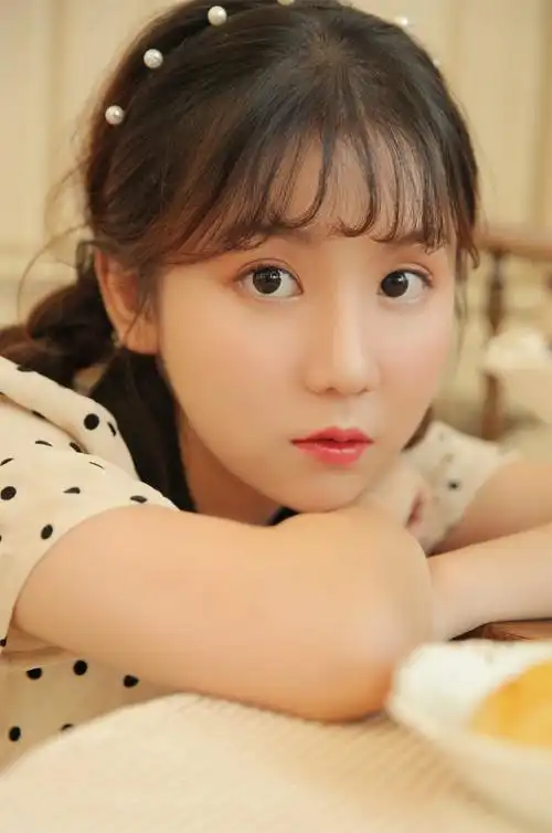 邻家美少女可爱甜美清纯写真图片,美女写真,美女,清纯,可爱,清新,甜美