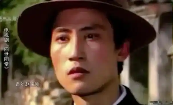 导演赵宝刚:娶初恋妻子相约丁克16年,愁坏了母亲,48岁意外得子