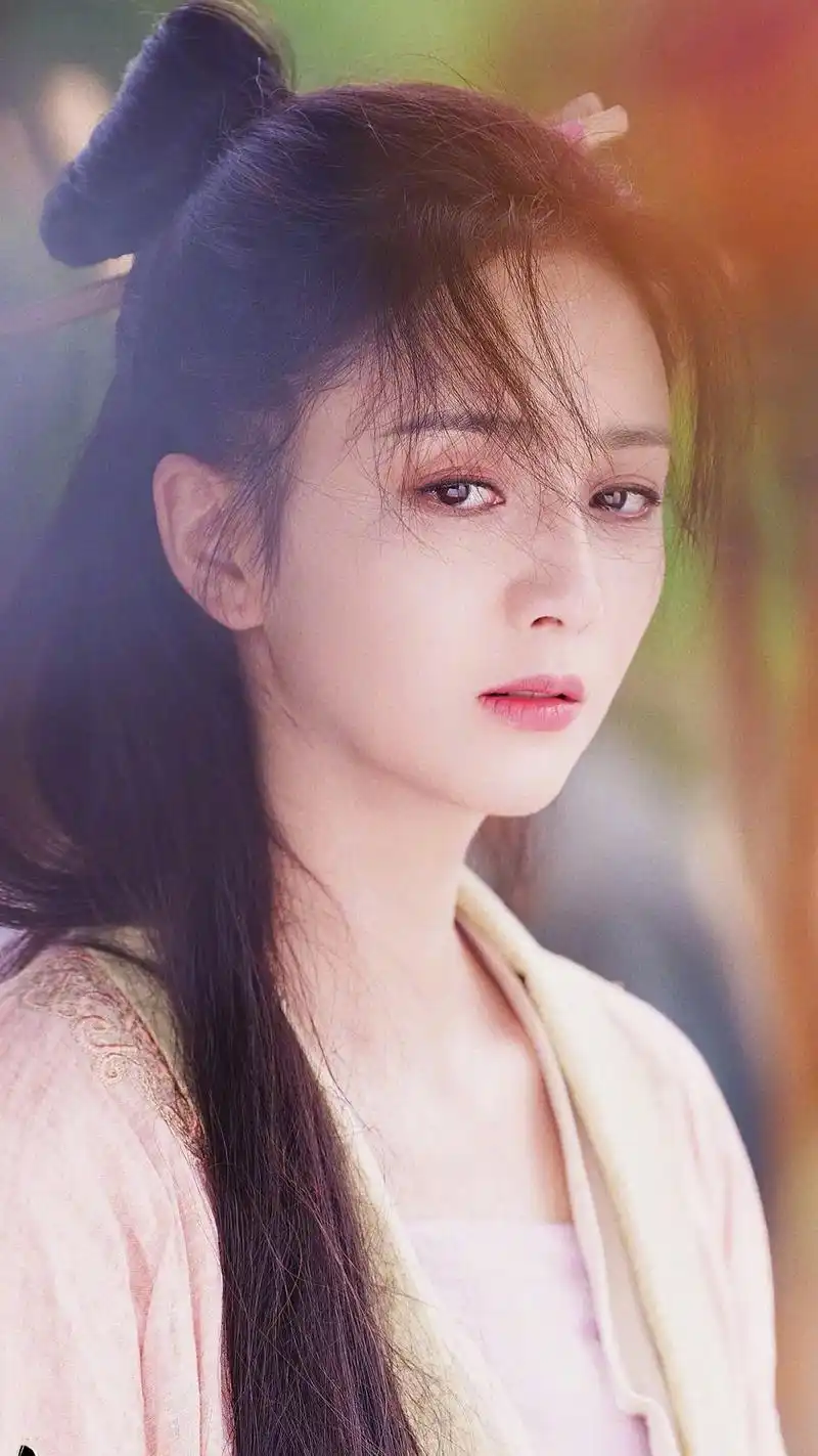 佟丽娅#佟丽娅古装#古风汉服美如画 #古风歌曲 #壁纸 # - 抖音