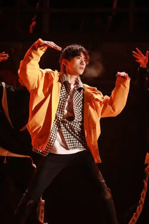 易烊千玺 #tfboys 优酷综艺这就是街舞 高清 帅气