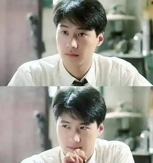 当时的韩国明星也开始从发型和服装上模仿黎明,然而他们不管怎么模仿