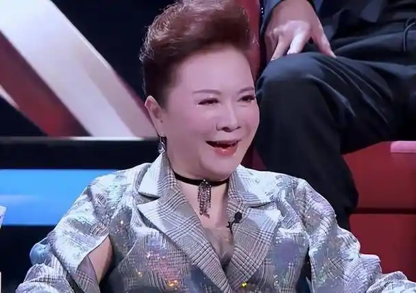 蔡明终究还是败在了她的毒舌上